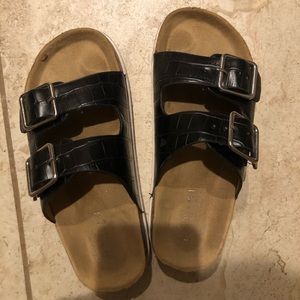 Steve Madden (Madden Girl) size 5